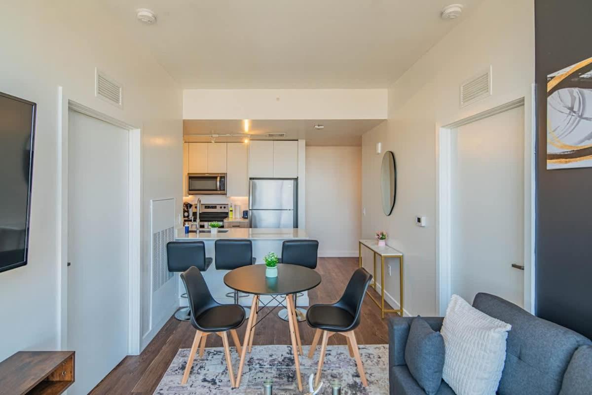 Апартаменти Detailed 2Bd, Highrise Dt, Pool, Gym, Parking, Sleeps 8 Фінікс Екстер'єр фото