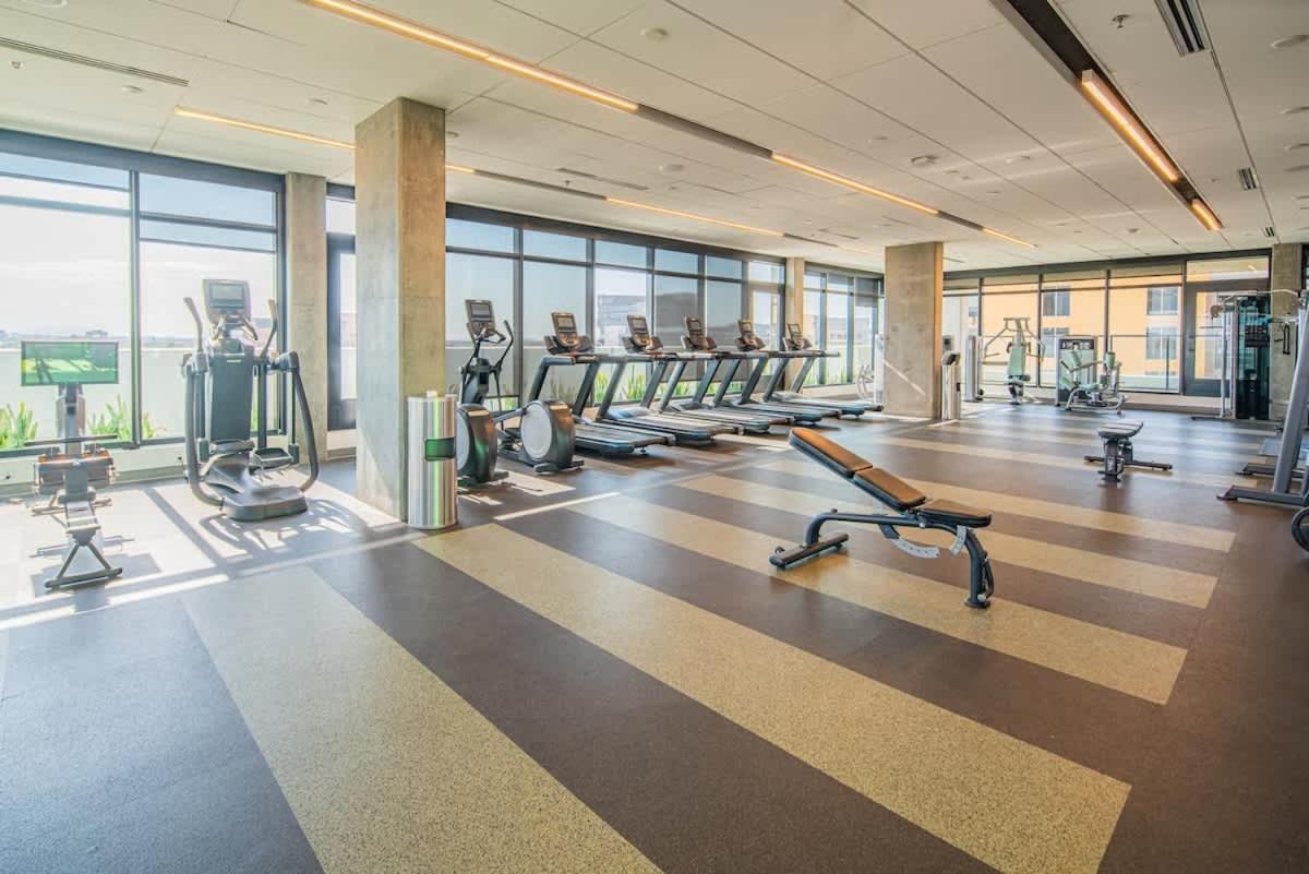 Апартаменти Detailed 2Bd, Highrise Dt, Pool, Gym, Parking, Sleeps 8 Фінікс Екстер'єр фото