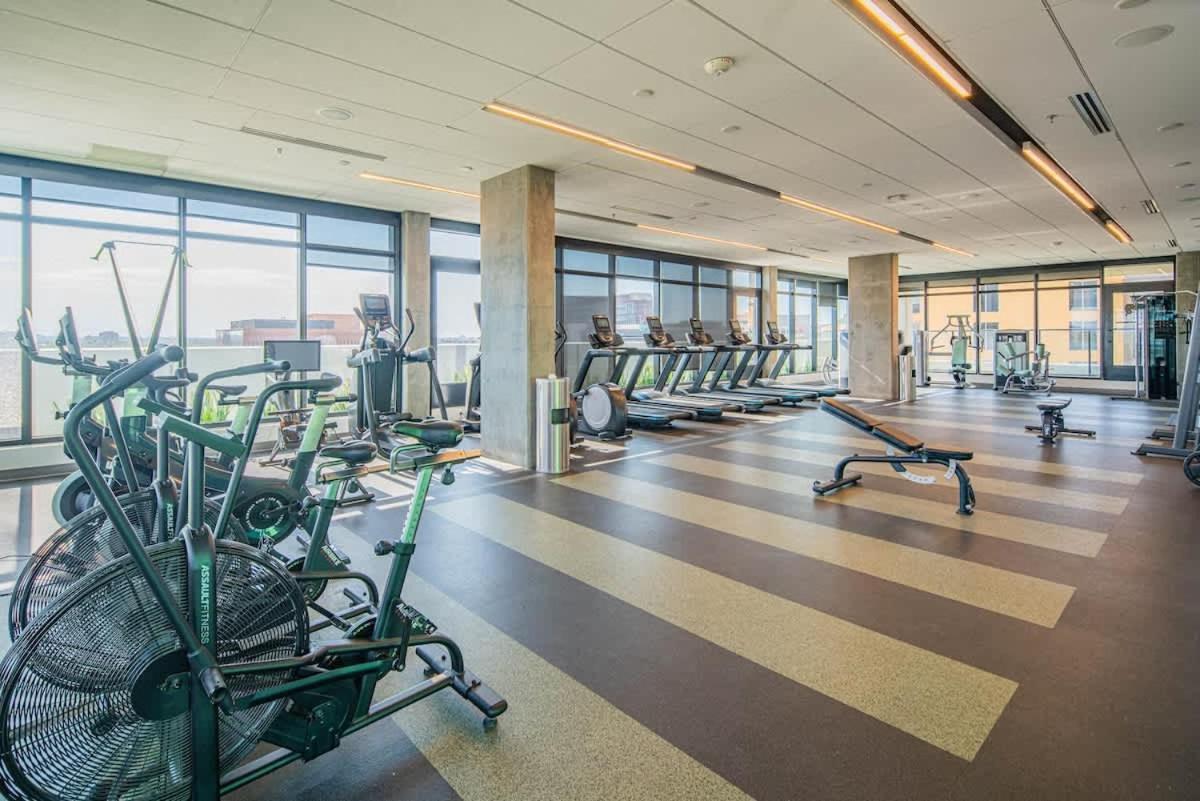 Апартаменти Detailed 2Bd, Highrise Dt, Pool, Gym, Parking, Sleeps 8 Фінікс Екстер'єр фото